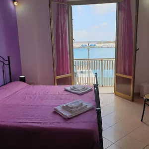  Frühstückspension Beb Al Porto Da Joseph